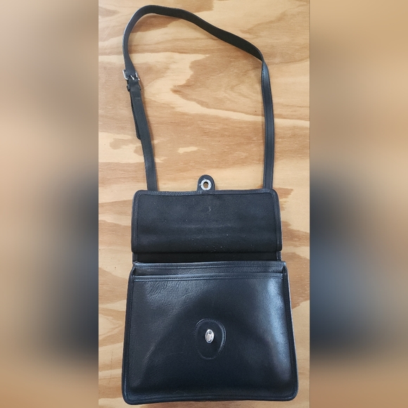 NWOT Coach Classic Willis Bag - Picture 6 of 16